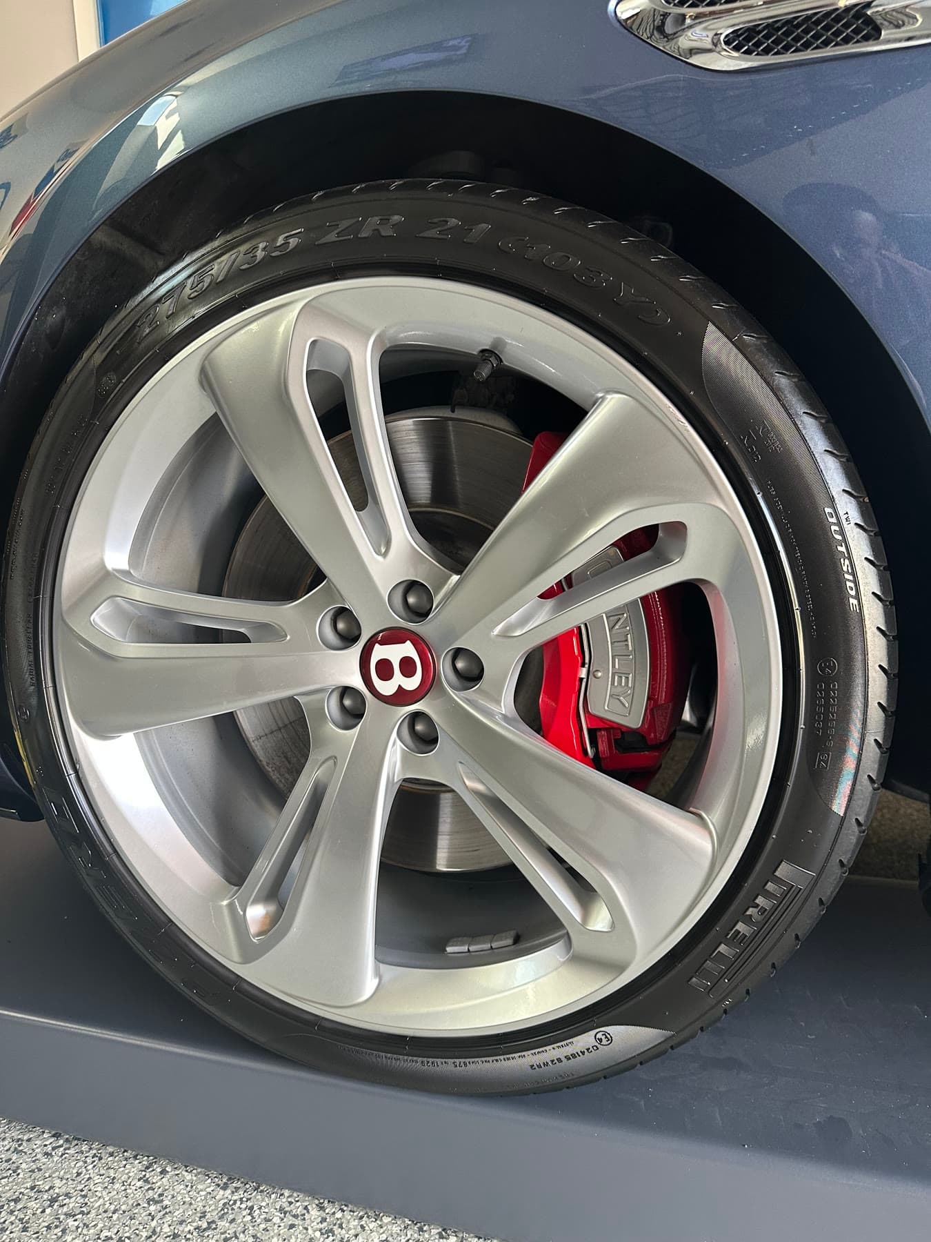 Bentley Continental polished paint after service